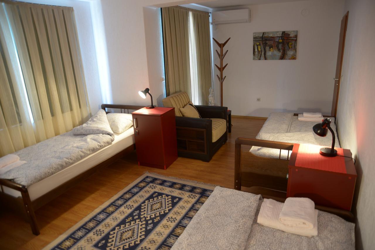 Hostel Tuba Priştine Dış mekan fotoğraf