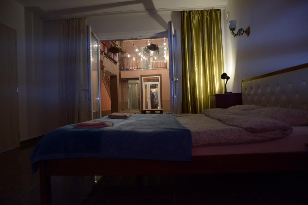 Hostel Tuba Priştine Dış mekan fotoğraf