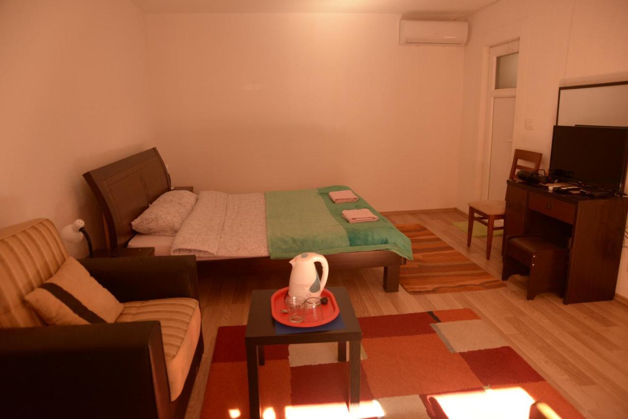 Hostel Tuba Priştine Dış mekan fotoğraf